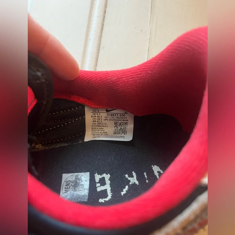 Undercover x Sacai x Nike Ldwaffle - Picture 8 of 10